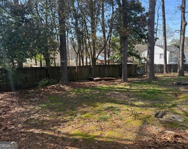 3815 Samia Court - Photo Thumbnail 31