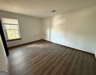 3815 Samia Court - Photo Thumbnail 25