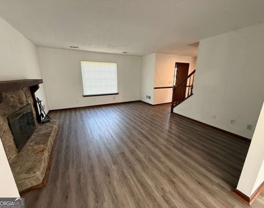 3815 Samia Court - Photo Thumbnail 16