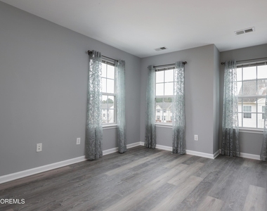 43 Jake Drive - Photo Thumbnail 17