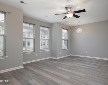 43 Jake Drive - Photo Thumbnail 13