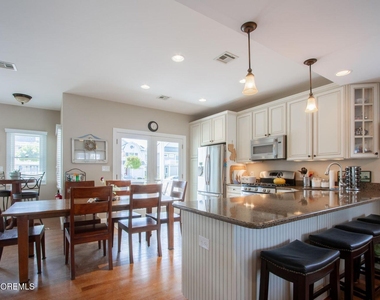 556 Pike Avenue - Photo Thumbnail 4