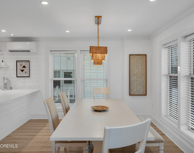 29 4th Avenue - Photo Thumbnail 8
