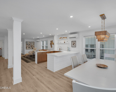 29 4th Avenue - Photo Thumbnail 7