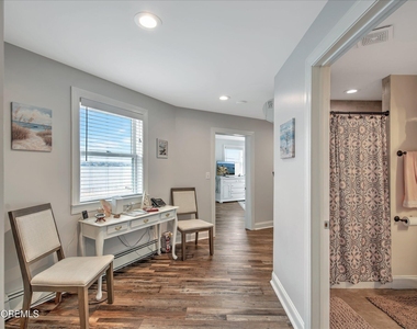 424 E Longport Avenue - Photo Thumbnail 25