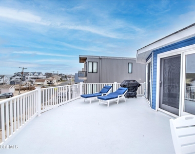 424 E Longport Avenue - Photo Thumbnail 17