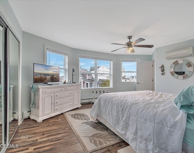 424 E Longport Avenue - Photo Thumbnail 26