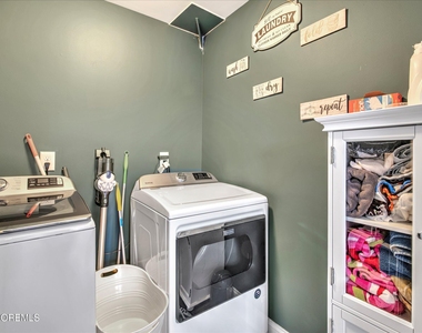 424 E Longport Avenue - Photo Thumbnail 33