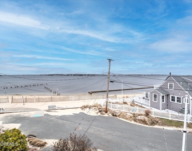 424 E Longport Avenue - Photo Thumbnail 21