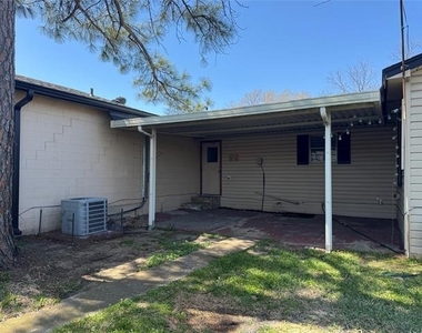 304 Burgett Street - Photo Thumbnail 20