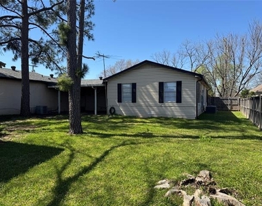 304 Burgett Street - Photo Thumbnail 21