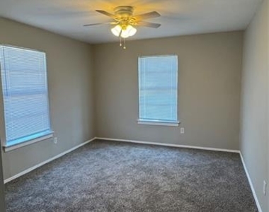 304 Burgett Street - Photo Thumbnail 13