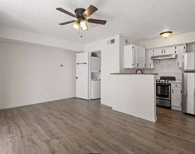 2301 Balsam Drive - Photo Thumbnail 10