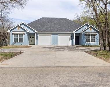 409 Cleveland Road - Photo Thumbnail 1