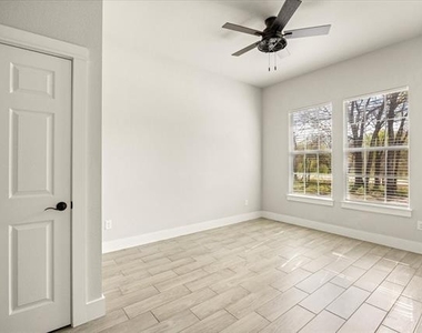 409 Cleveland Road - Photo Thumbnail 12