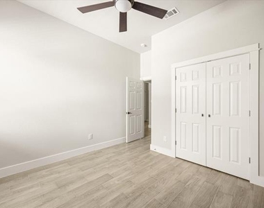 409 Cleveland Road - Photo Thumbnail 16