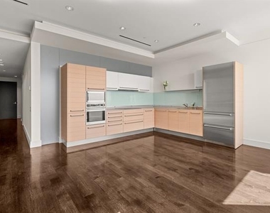 2408 Victory Park Lane - Photo Thumbnail 1