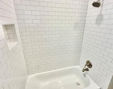 1201 E Lamar Street - Photo Thumbnail 11