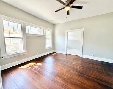 1201 E Lamar Street - Photo Thumbnail 21
