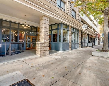 910 Houston Street - Photo Thumbnail 21