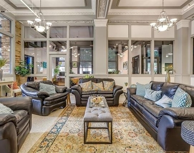 910 Houston Street - Photo Thumbnail 22
