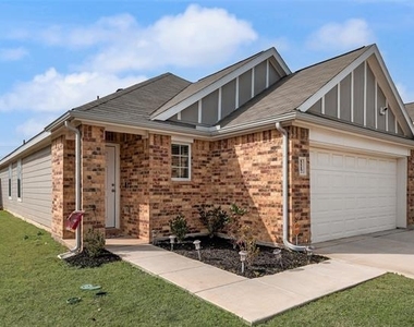 1117 Takeoff Avenue - Photo Thumbnail 1