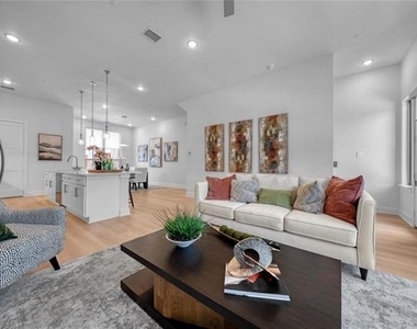 13351 Goodland Street - Photo Thumbnail 8