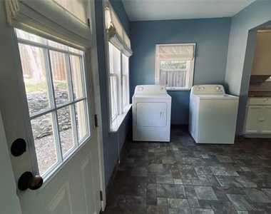 1715 Ramsey Avenue - Photo Thumbnail 19