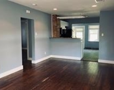 1715 Ramsey Avenue - Photo Thumbnail 4