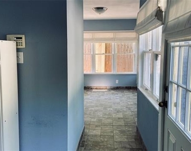 1715 Ramsey Avenue - Photo Thumbnail 16