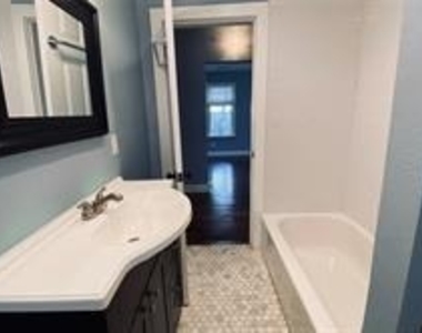 1715 Ramsey Avenue - Photo Thumbnail 6