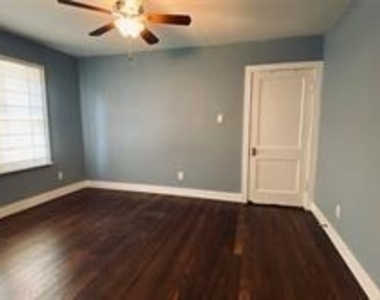 1715 Ramsey Avenue - Photo Thumbnail 8