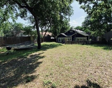 1715 Ramsey Avenue - Photo Thumbnail 21