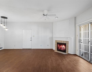 1001 Liberty Street - Photo Thumbnail 2