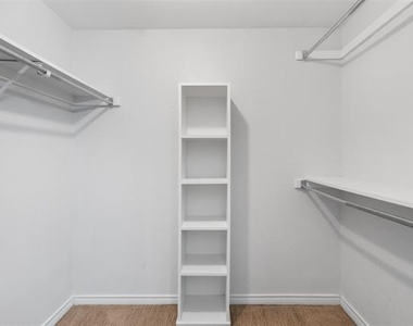 1001 Liberty Street - Photo Thumbnail 15