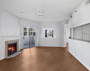 1001 Liberty Street - Photo Thumbnail 1