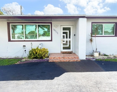 19731 Nw 4th Avenue - Photo Thumbnail 3