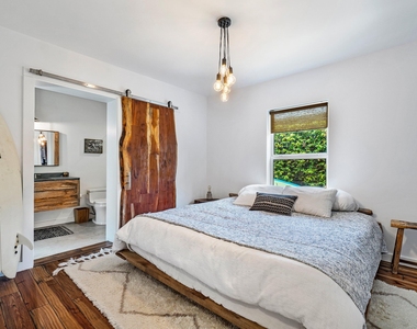 245 30th Street - Photo Thumbnail 13