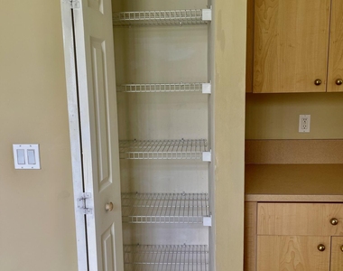 185 Nw Willow Grove Avenue - Photo Thumbnail 11