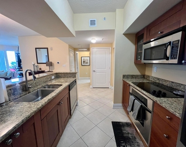 975 Nw Flagler Avenue - Photo Thumbnail 6