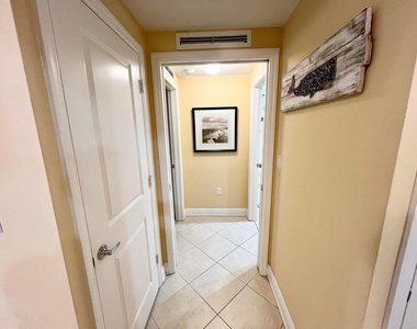 975 Nw Flagler Avenue - Photo Thumbnail 22