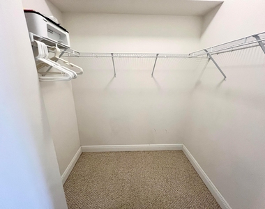 975 Nw Flagler Avenue - Photo Thumbnail 18