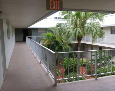 2302 Sunrise Boulevard - Photo Thumbnail 5