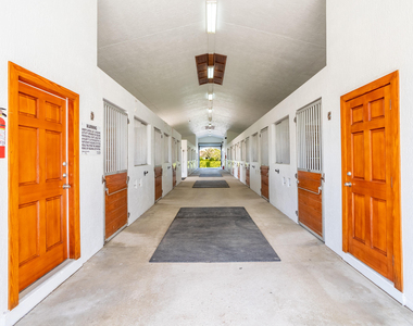 4750 South Road - Photo Thumbnail 4