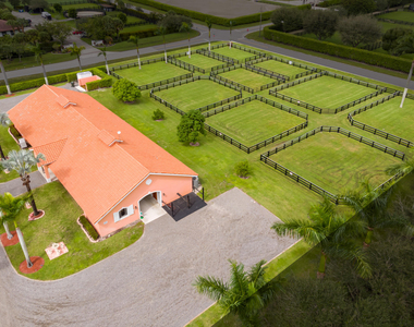 4750 South Road - Photo Thumbnail 12