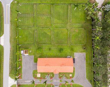 4750 South Road - Photo Thumbnail 11