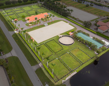 4750 South Road - Photo Thumbnail 2