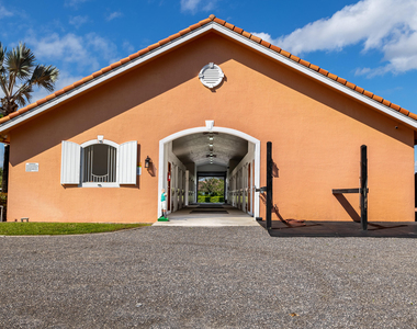 4750 South Road - Photo Thumbnail 1
