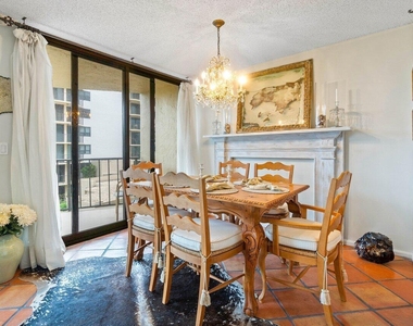 899 Jeffery Street - Photo Thumbnail 5