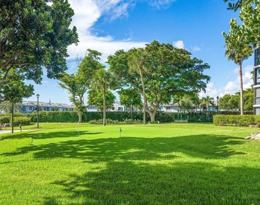 899 Jeffery Street - Photo Thumbnail 19